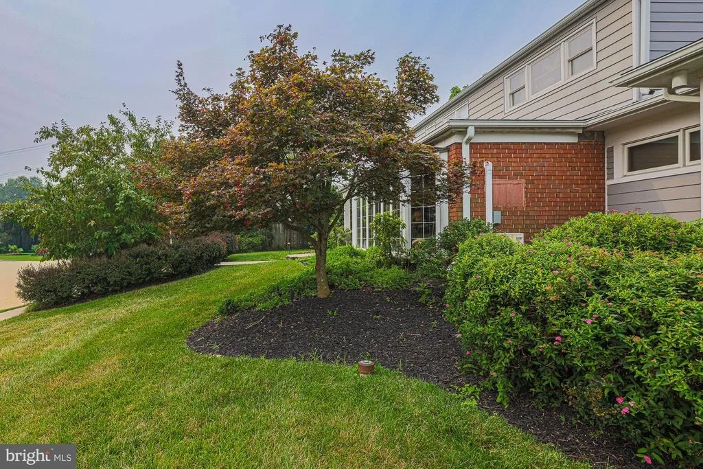 Photo of 6300 SHELRICK DRIVE