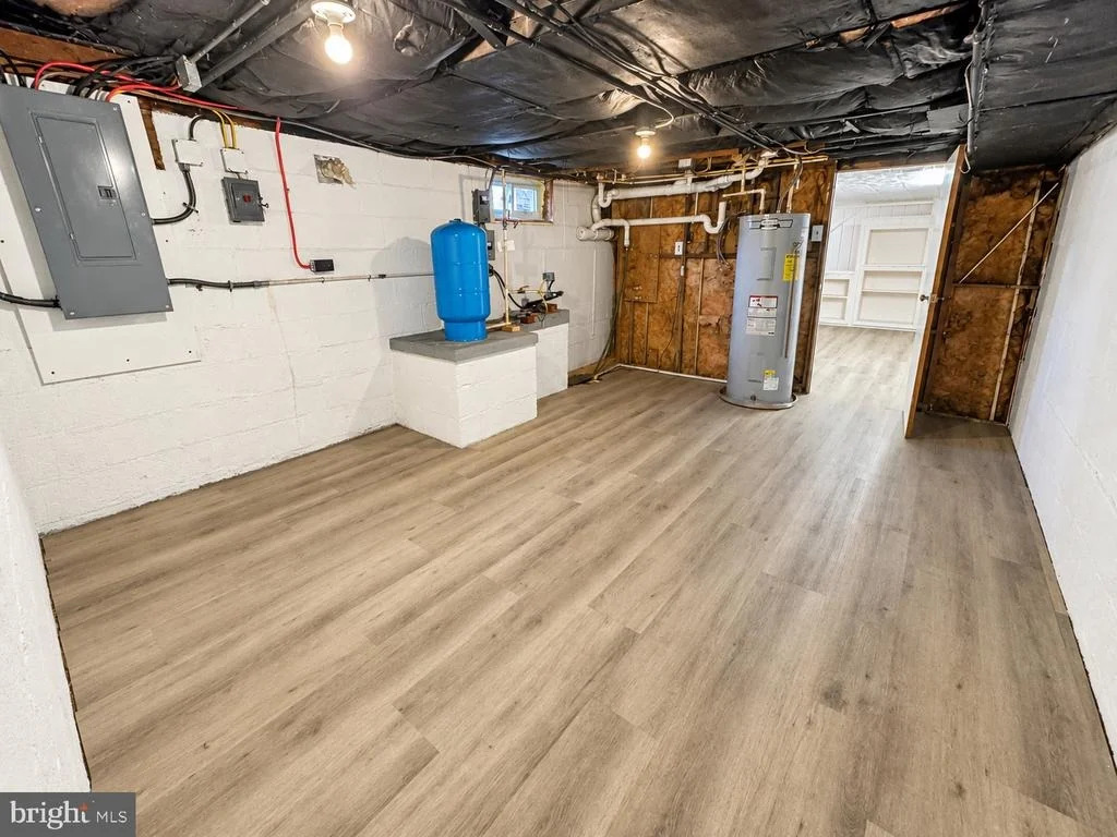 Photo of 8921 YELLOW SPRINGS ROAD