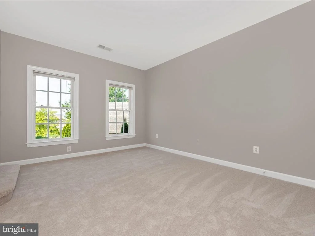 Photo of 6 FARMSTEAD PLACE