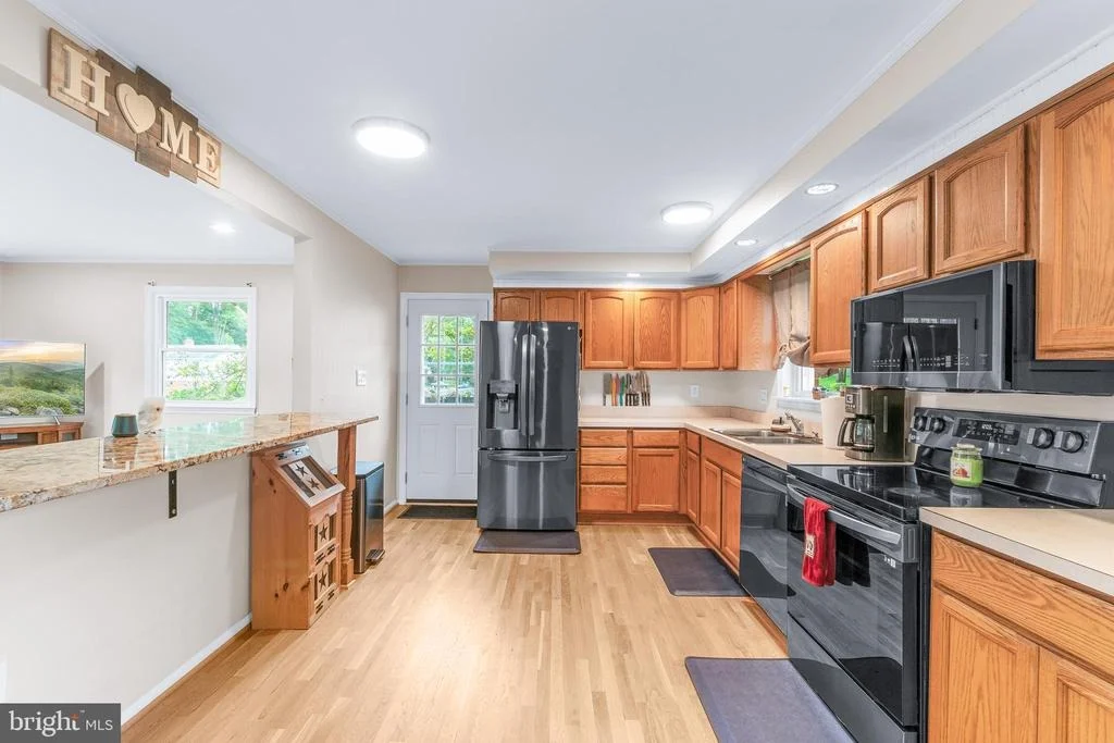 Photo of 18908 ROLLING ACRES WAY