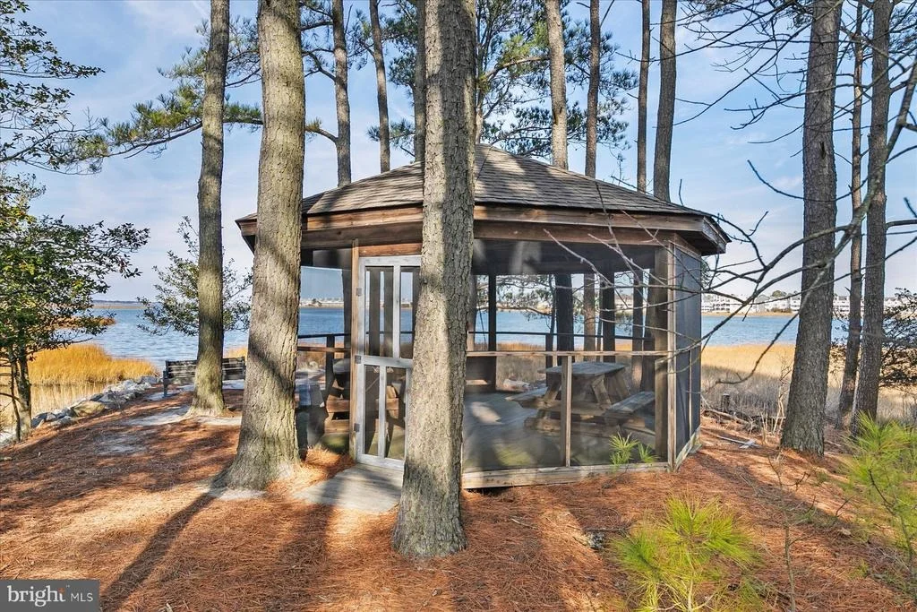 Photo of 37486 SEASIDE DRIVE