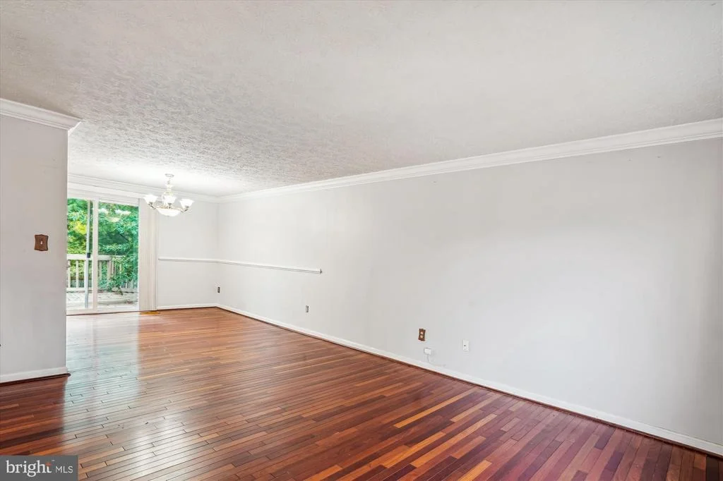 Photo of 19013 PERRONE DRIVE