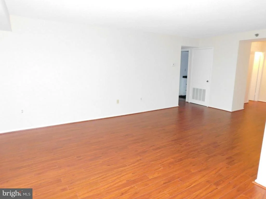 Photo of Unit 3625 at 15115 INTERLACHEN DRIVE