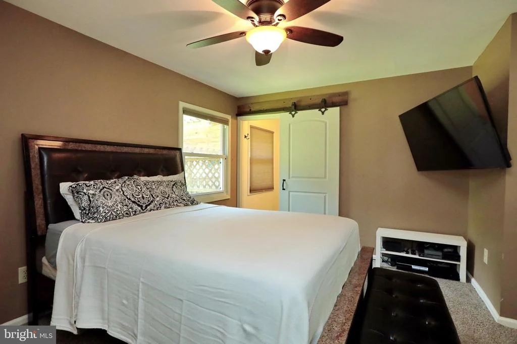 Photo of 5016 SKYLARK DRIVE