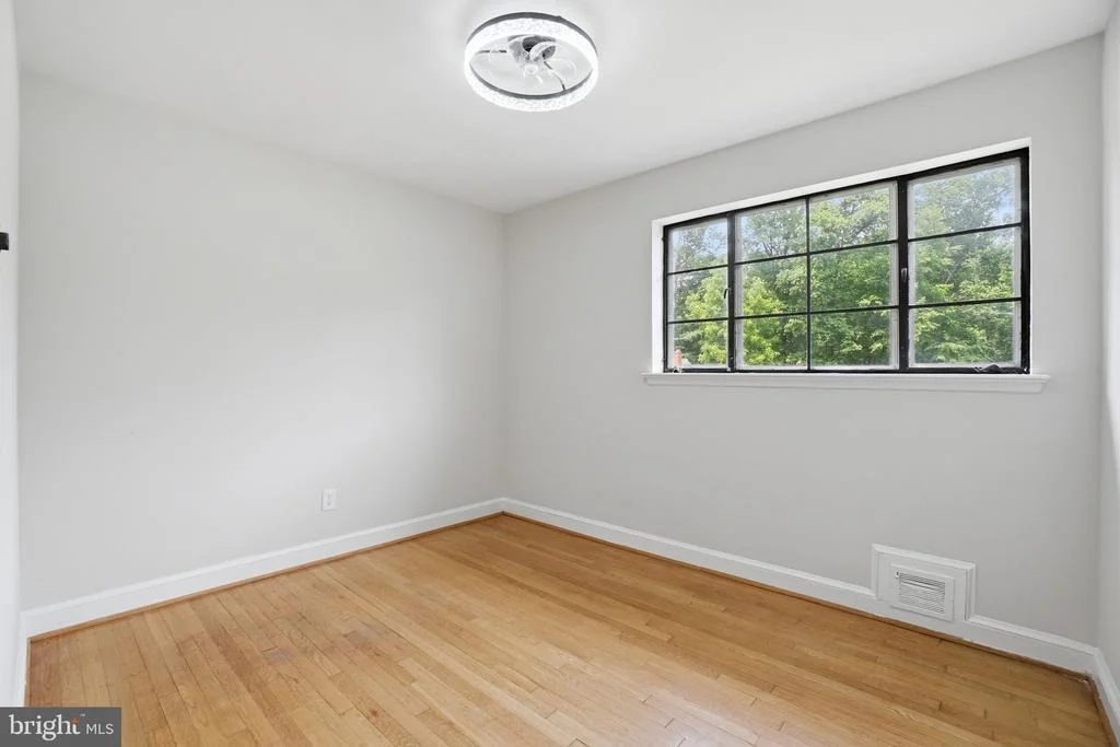 Photo of 7005 RALEIGH ROAD