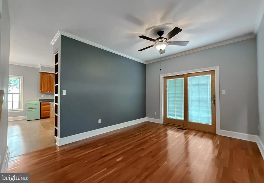 Photo of 40777 CENTER 40 CIRCLE