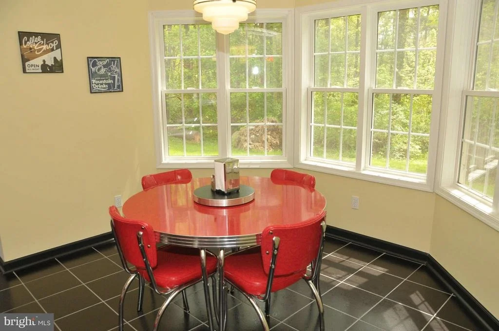 Photo of 5128 SHOOKSTOWN ROAD