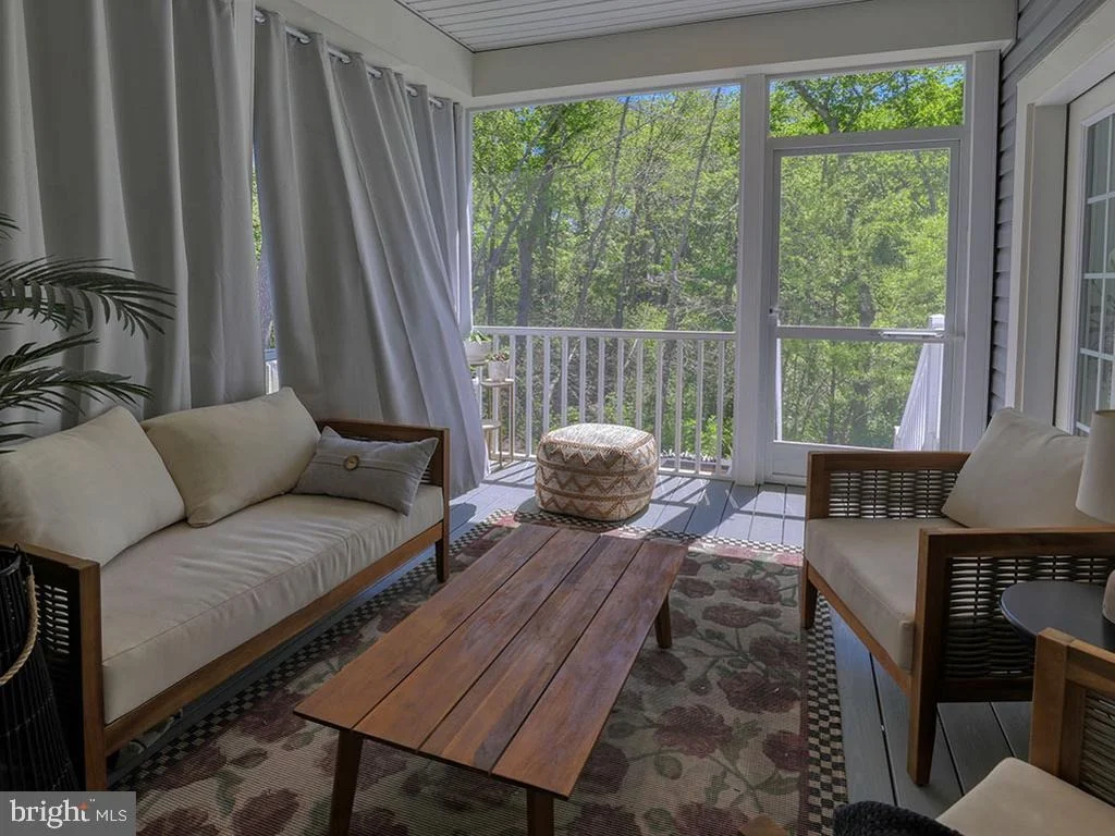 Photo of 18117 WEAVERS MILL LANE