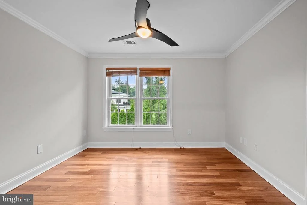Photo of 10215 MARTINHOE DRIVE