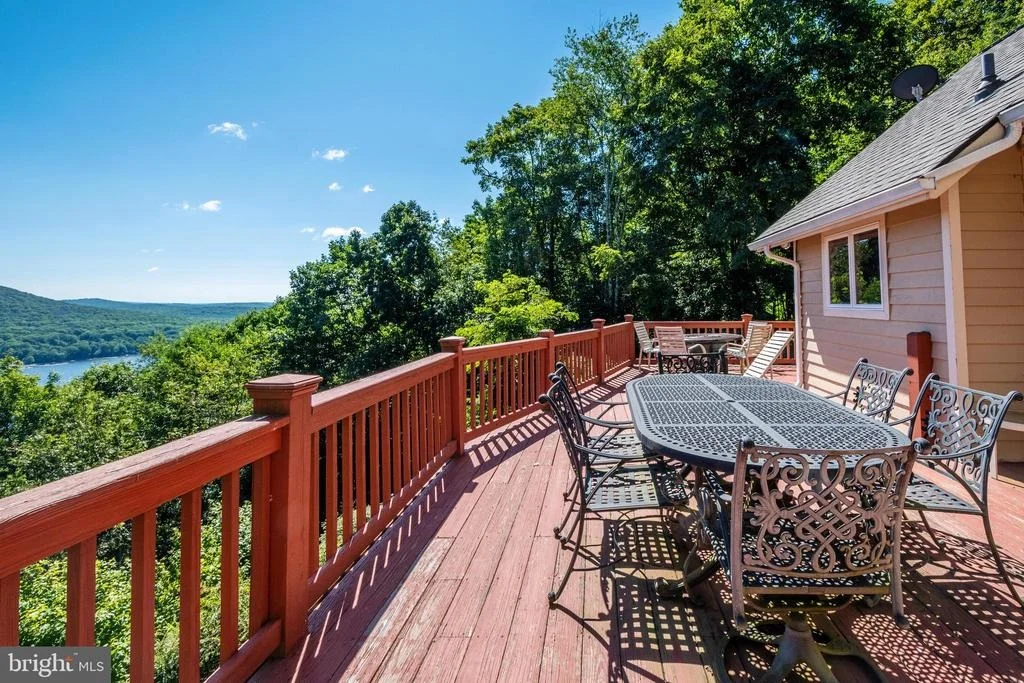Photo of 164 GRANDVIEW DRIVE