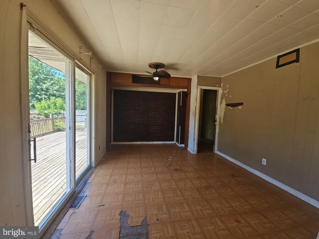 Photo of 68 LAKESIDE DRIVE