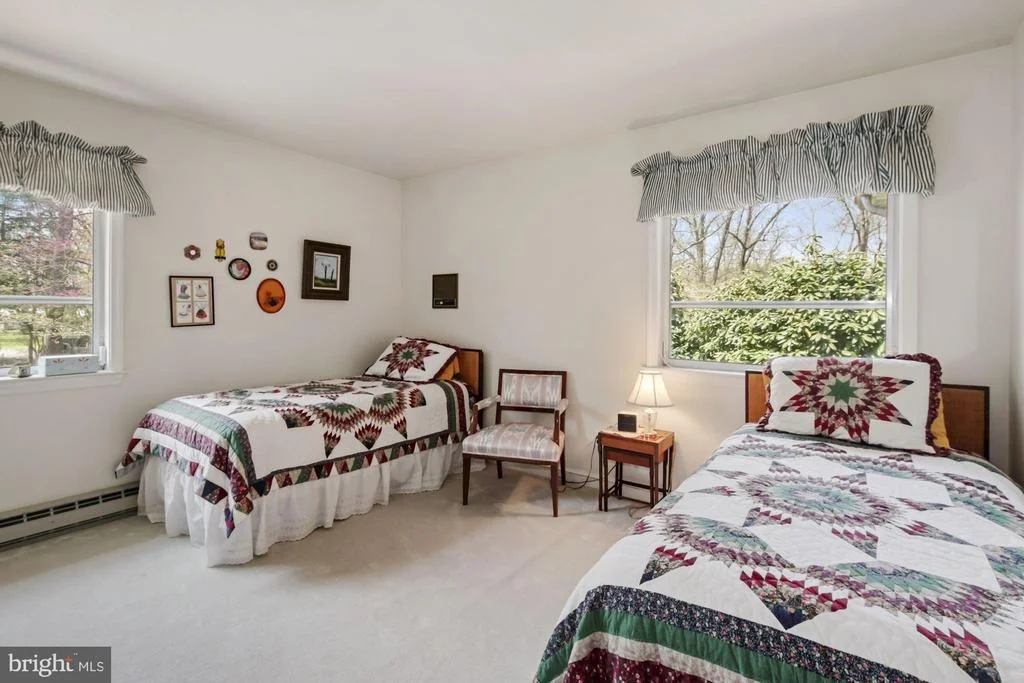 Photo of 17335 DONORA ROAD