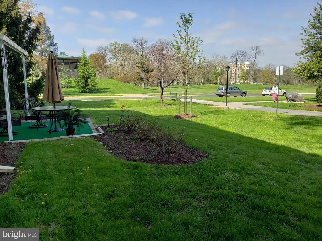 Photo of Unit 71B at 3600 GLENEAGLES DRIVE