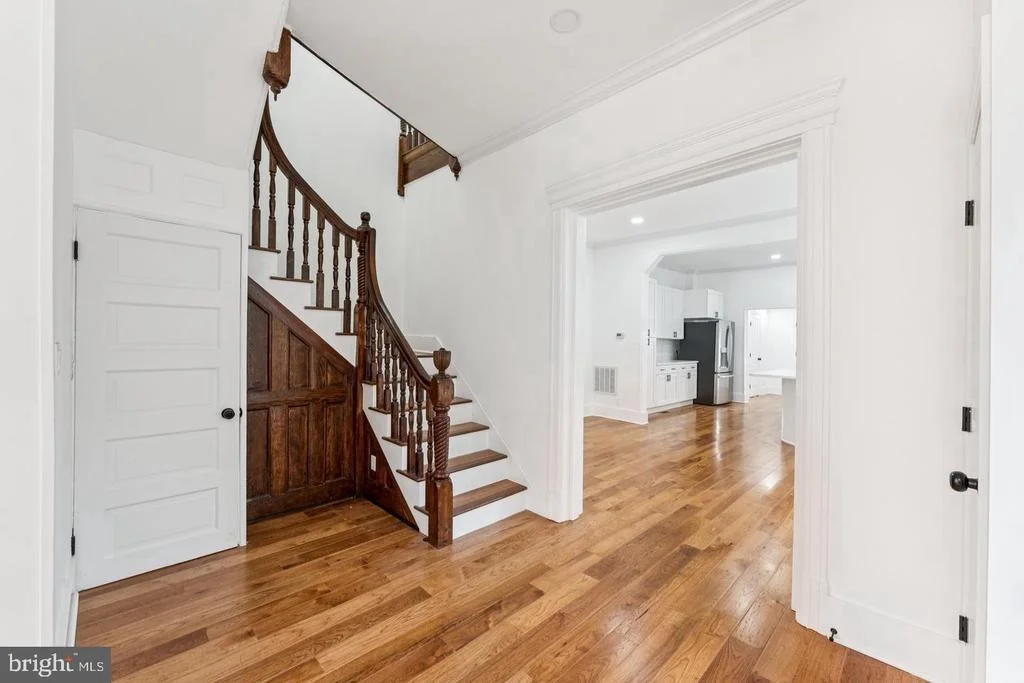 Photo of 2105 4TH STREET NE