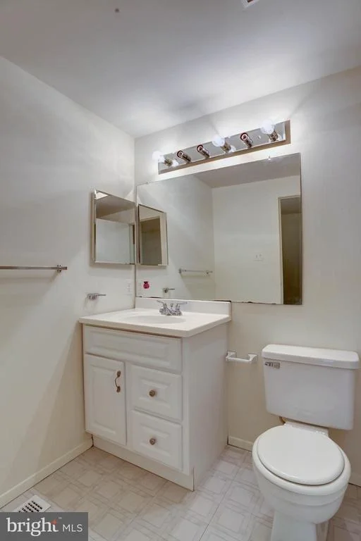 Photo of 7010 MACBETH WAY