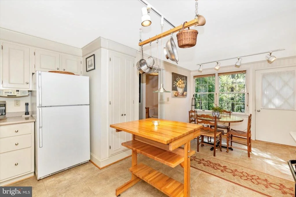 Photo of 5433 SHOOKSTOWN ROAD