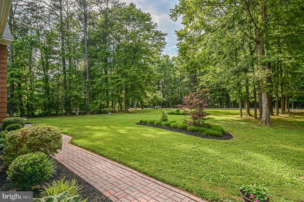 Photo of 5805 HALLOWING DRIVE
