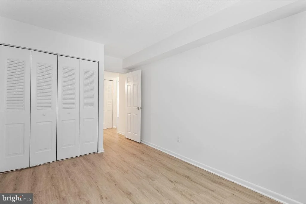 Photo of Unit 602B at 11600 STONEVIEW SQUARE