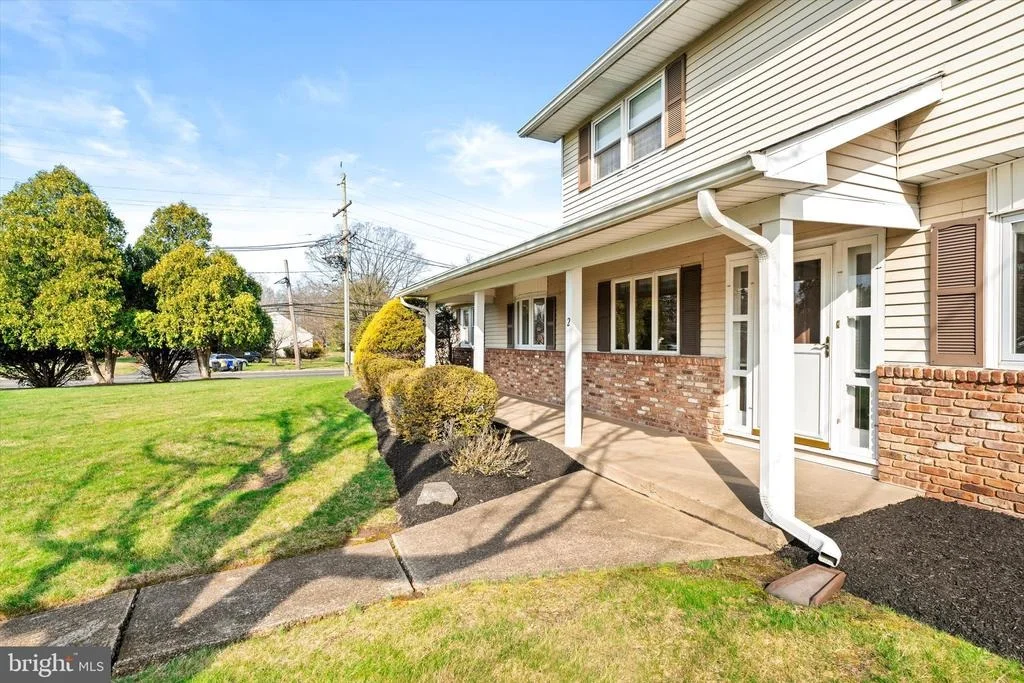 Photo of 2 ROCKLEIGH DRIVE