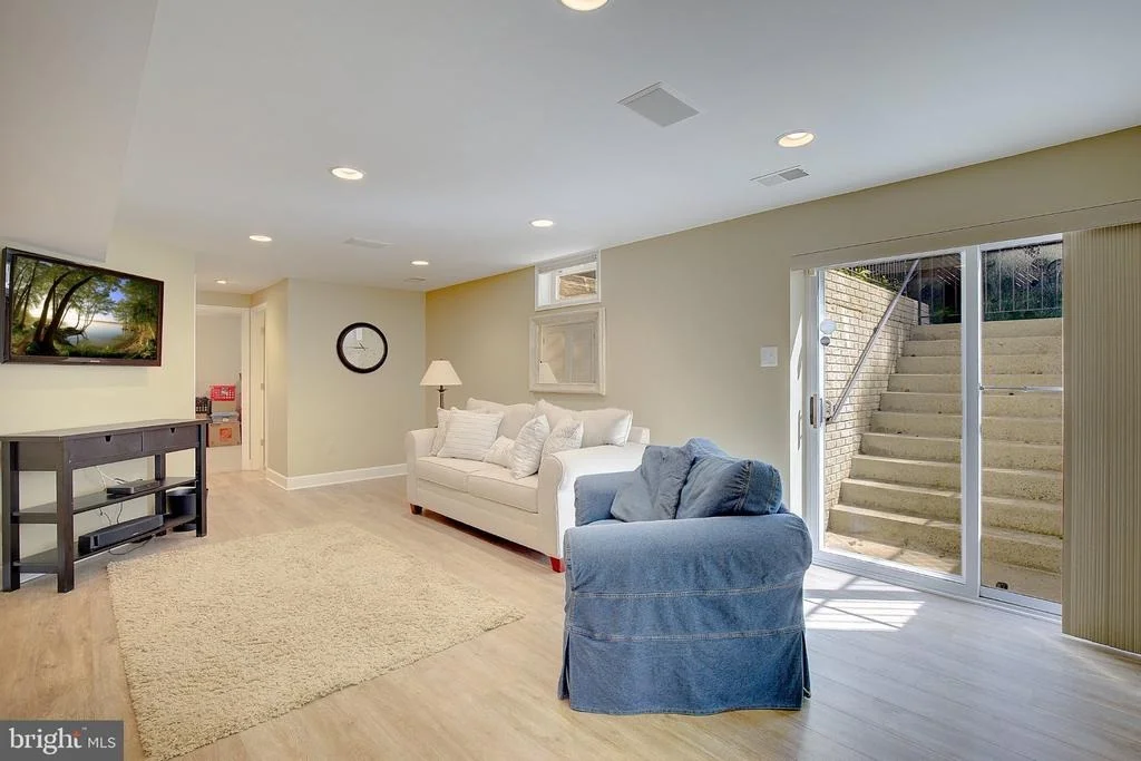Photo of 2427 CHELMSFORD DRIVE