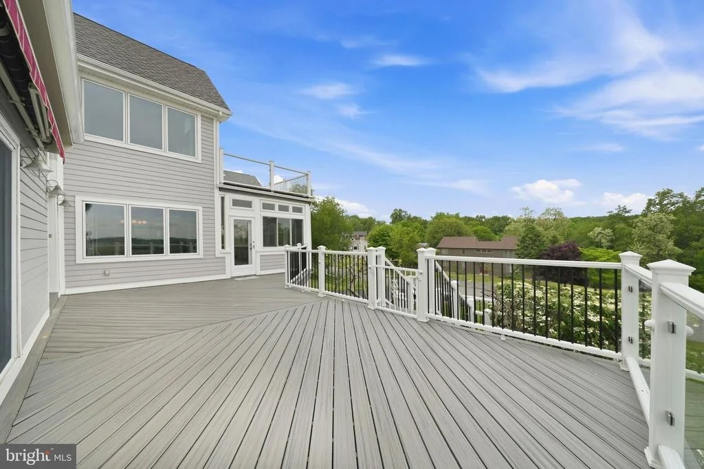 Photo of 160 CLIFFVIEW DRIVE
