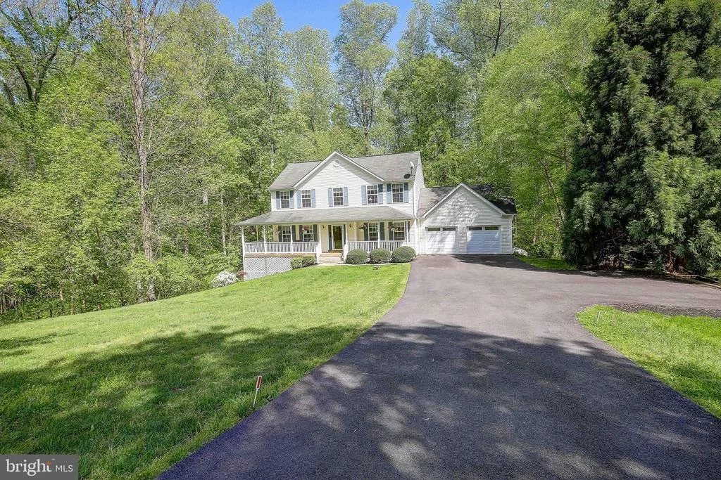 Photo of 10945 TWO SISTERS LANE