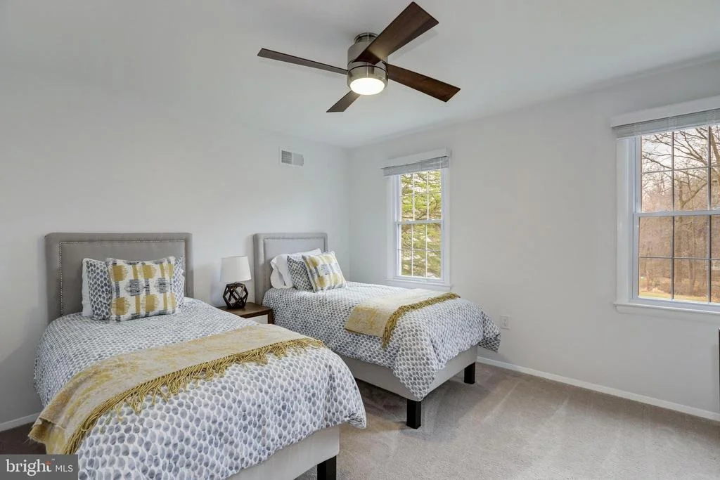 Photo of 410 PIPING ROCK DRIVE
