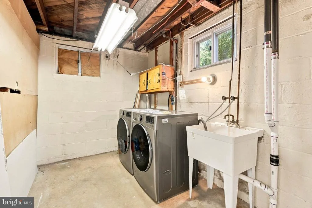 Photo of 13308 DAUPHINE STREET