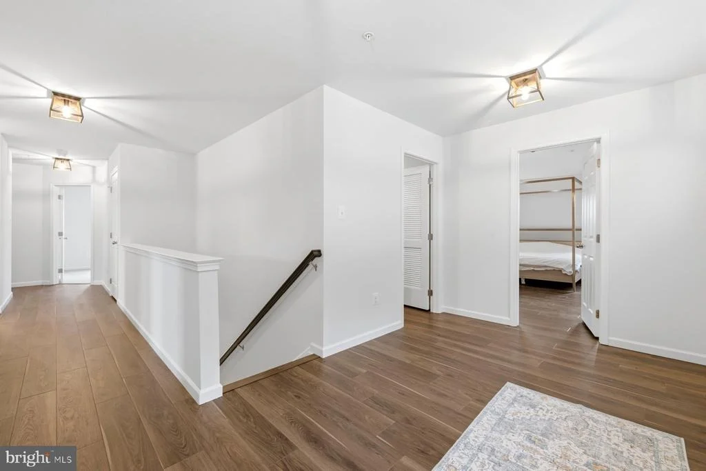 Photo of 2758 HILLFIELD DRIVE