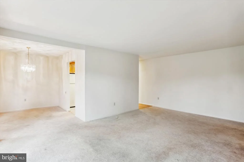 Photo of Unit 102D at 3640 GLENEAGLES DRIVE