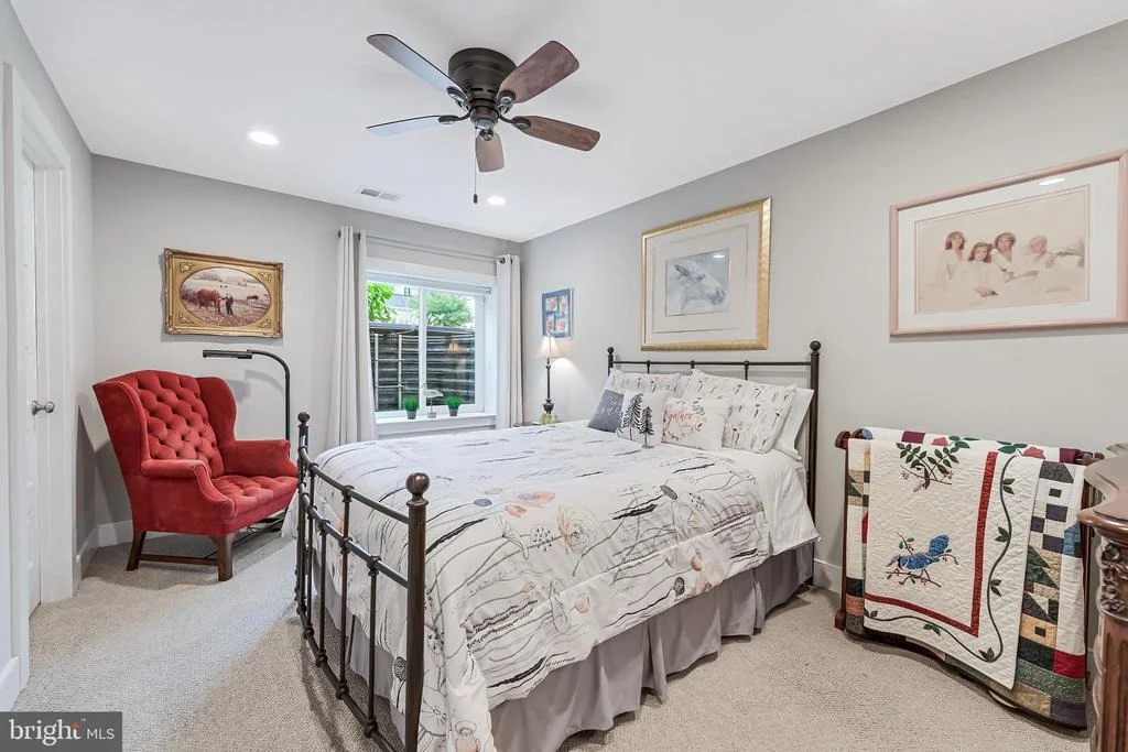 Photo of 802 VINE STREET