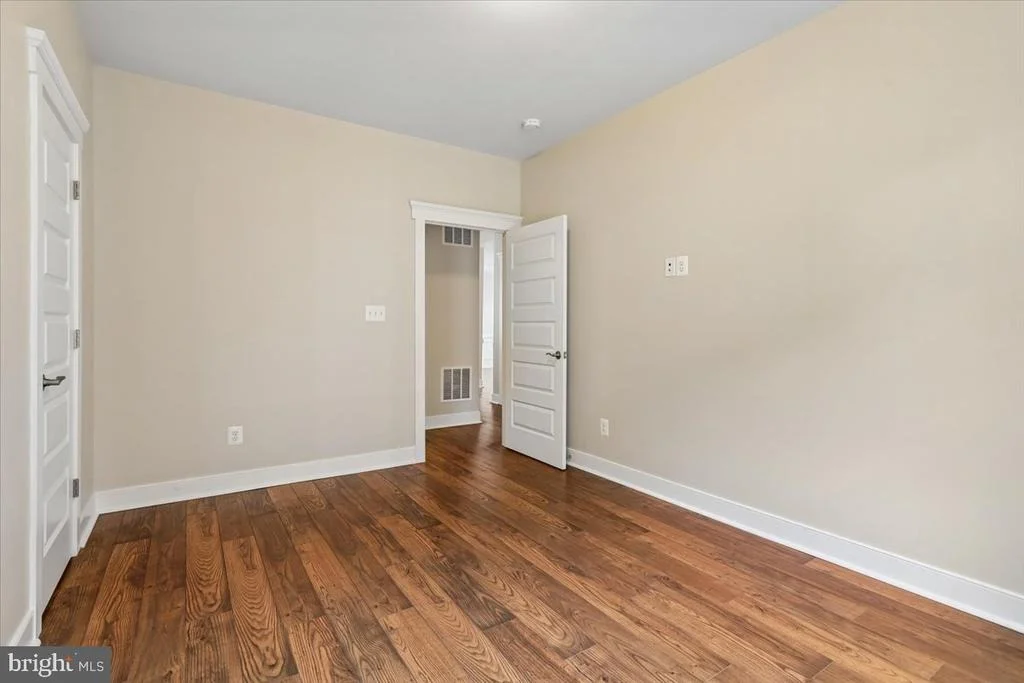 Photo of 1002 PIPERS BROOK DRIVE