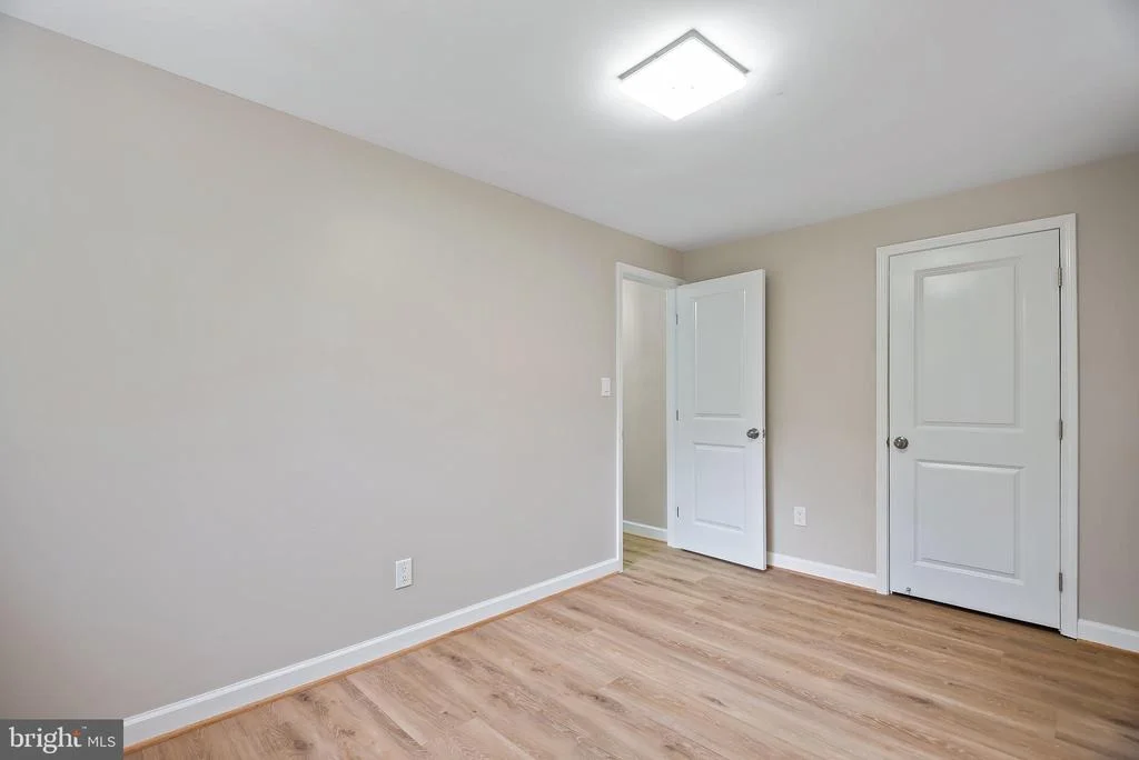 Photo of 823 MALIBU DRIVE