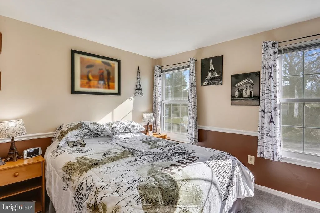 Photo of 915 POINTER RIDGE DRIVE