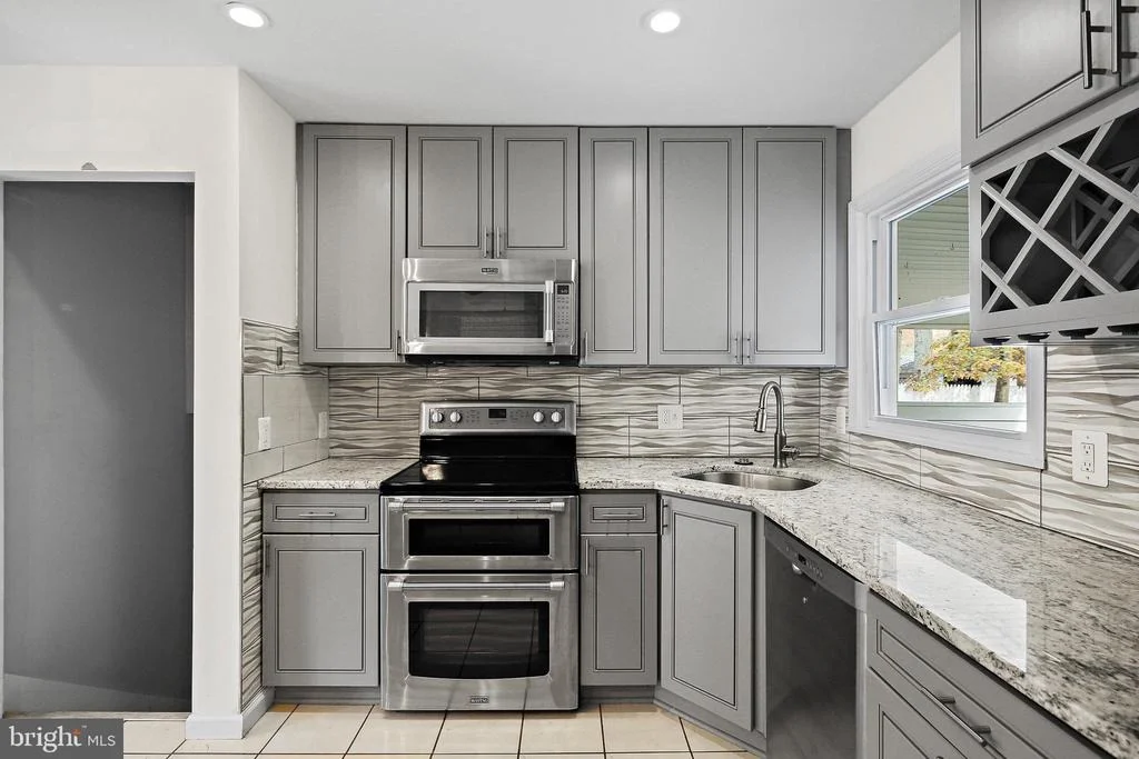 Photo of 2847 CARROLLTON ROAD