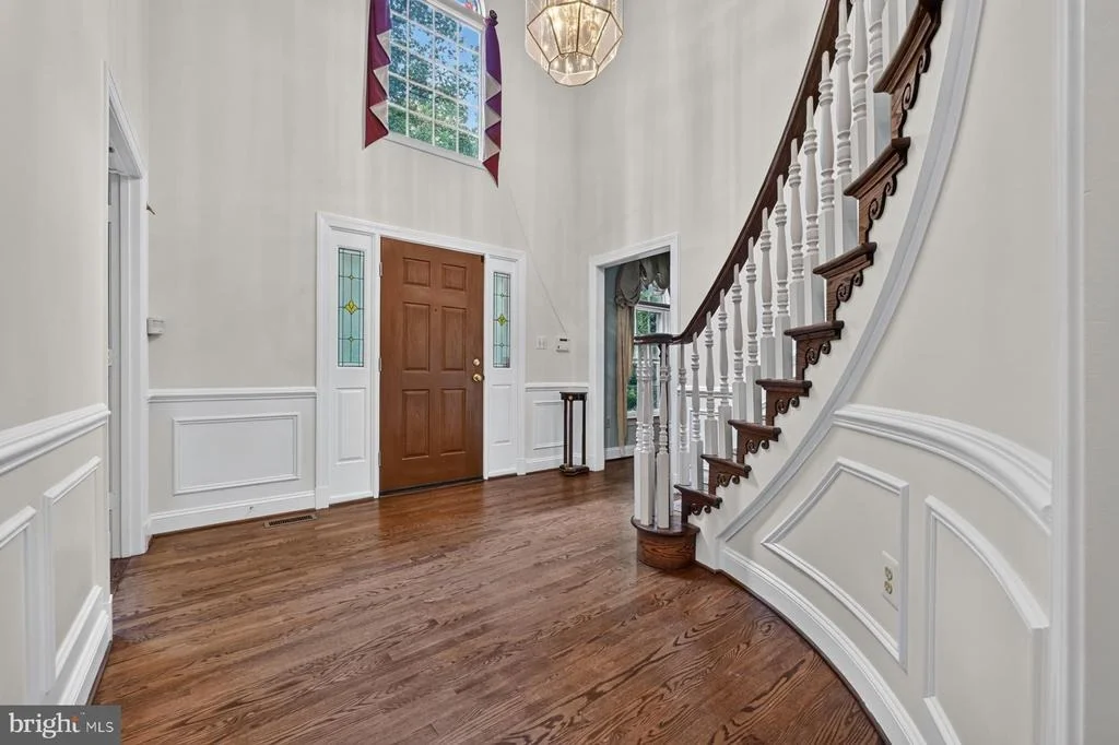 Photo of 900 MALVERN HILL DRIVE