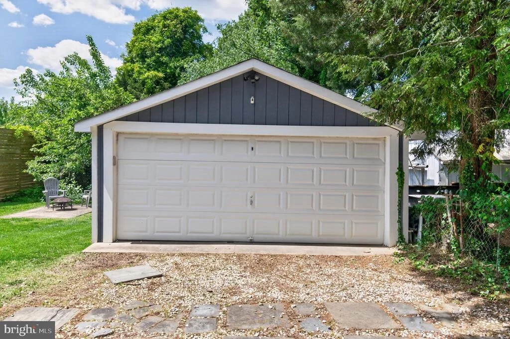 Photo of 607 MELVIN AVENUE