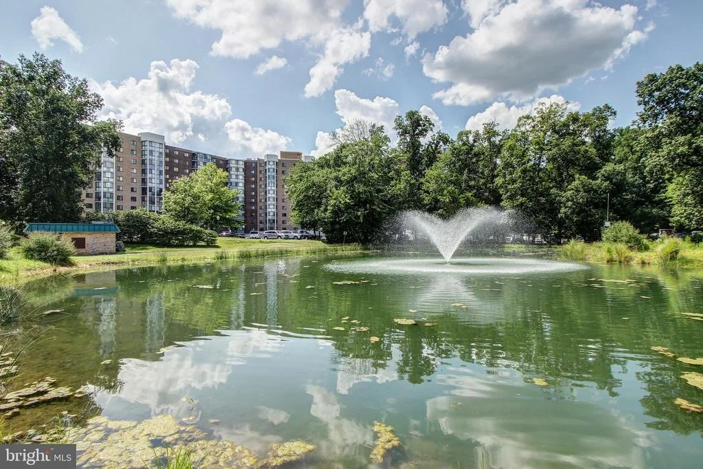 Photo of Unit 403 at 14809 PENNFIELD CIRCLE
