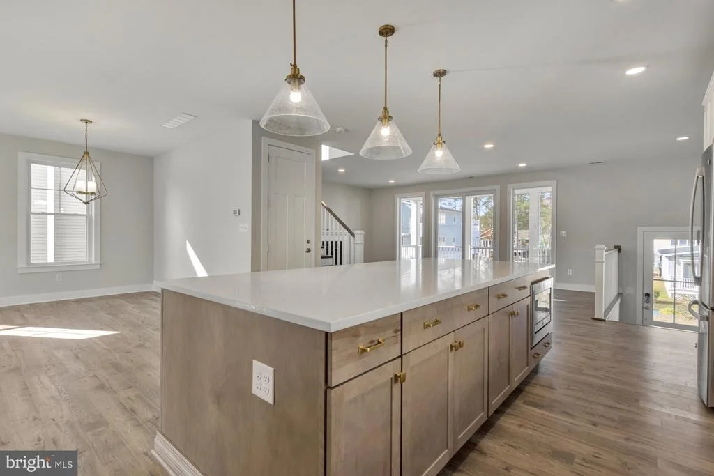 Photo of 662 TINGLE AVENUE