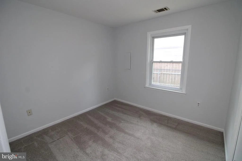 Photo of 439 CENTER STREET