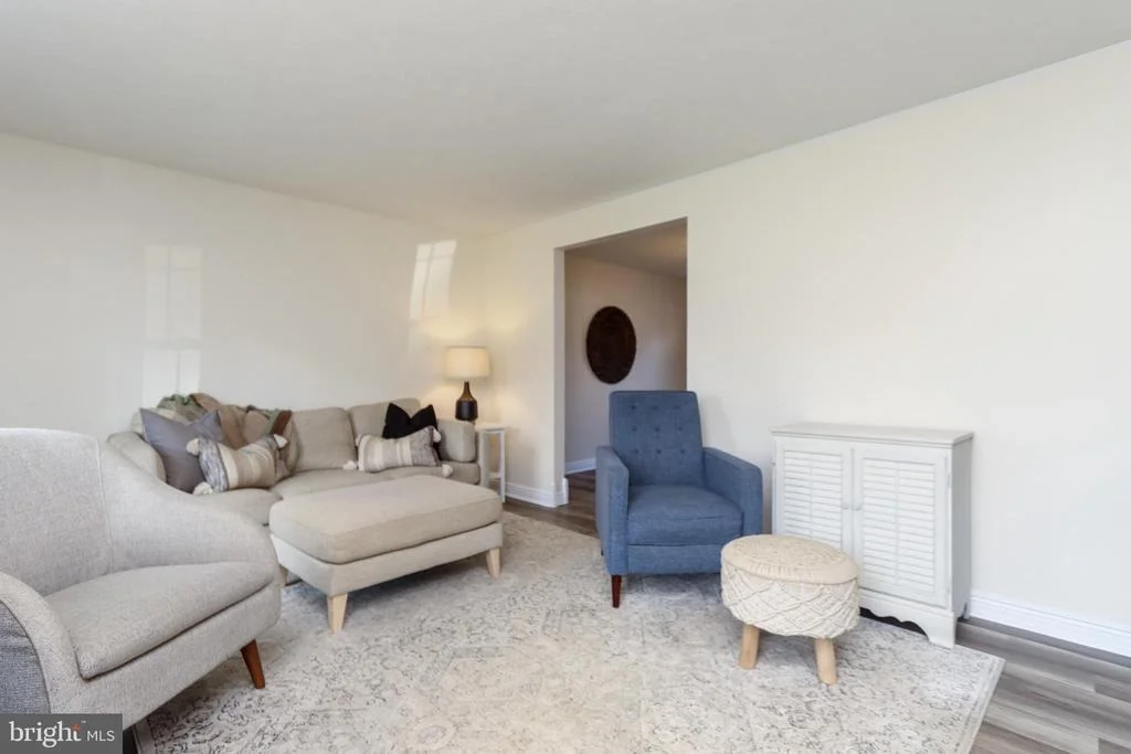 Photo of 4400 AGATE COURT