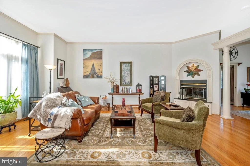 Photo of 841 DUNBROOKE COURT