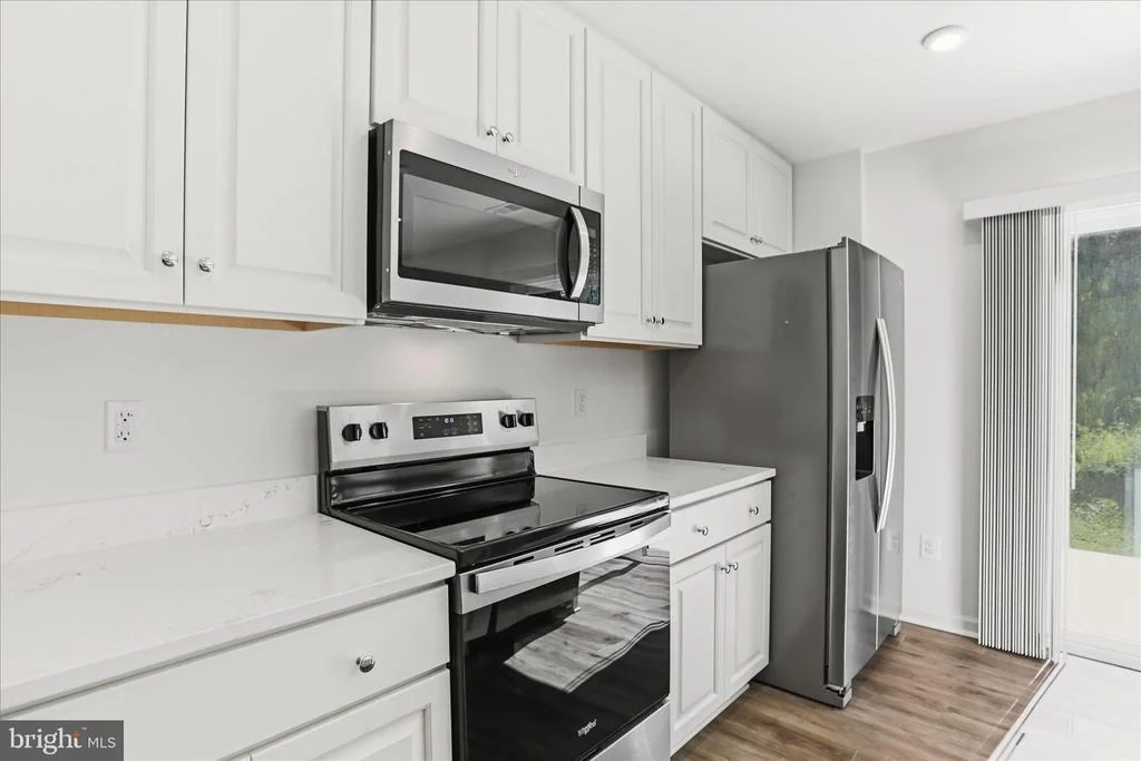 Photo of 462 LUDGATE MANOR