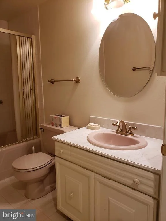 Photo of Unit 73C at 3600 GLENEAGLES DRIVE