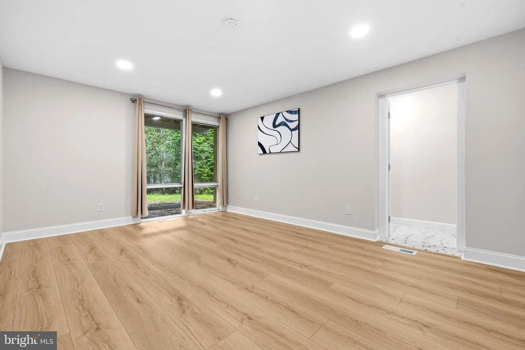 Photo of 9416 HOLBROOK LANE