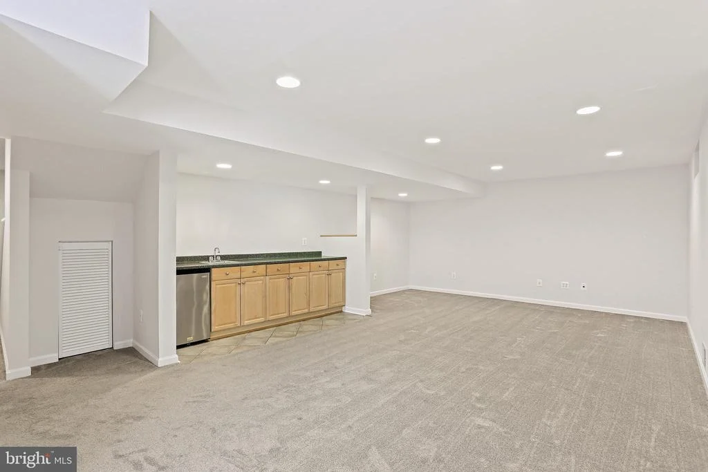 Photo of 4616 TERRY DRIVE