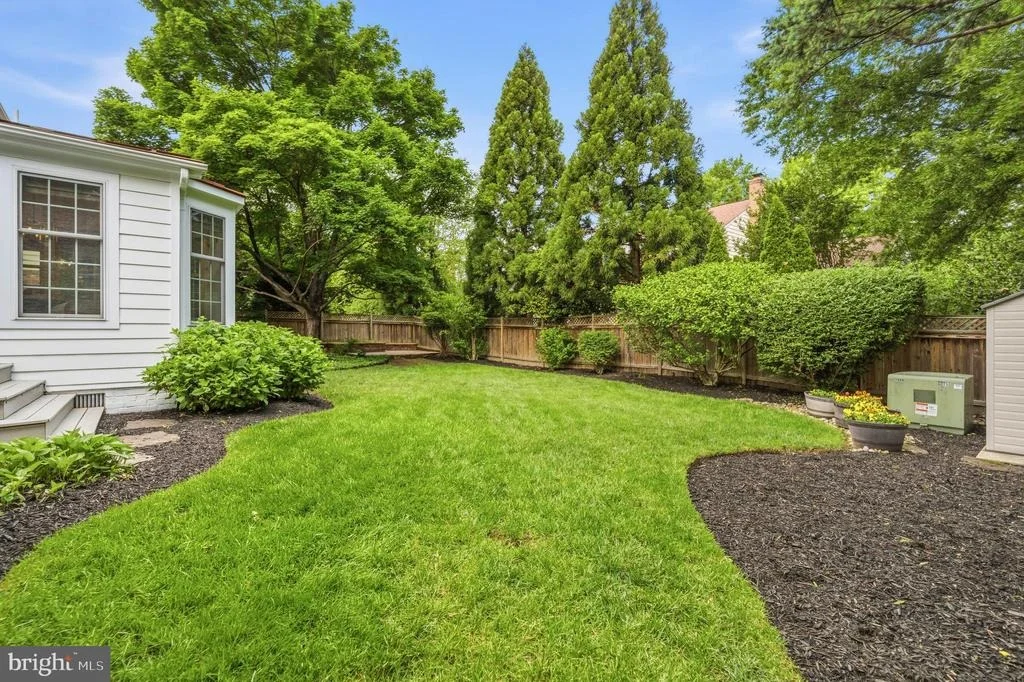 Photo of 4007 W BRADDOCK ROAD