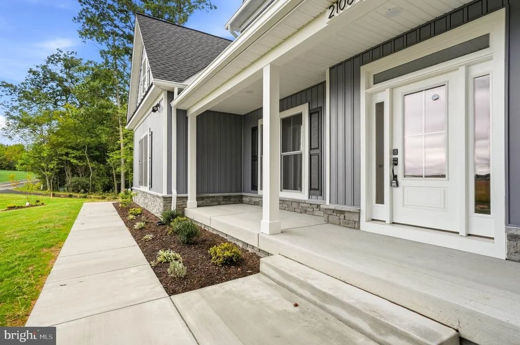 Photo of 2108 DENNINGS ROAD