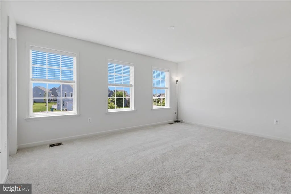 Photo of 9354 DRUMMAN DRIVE