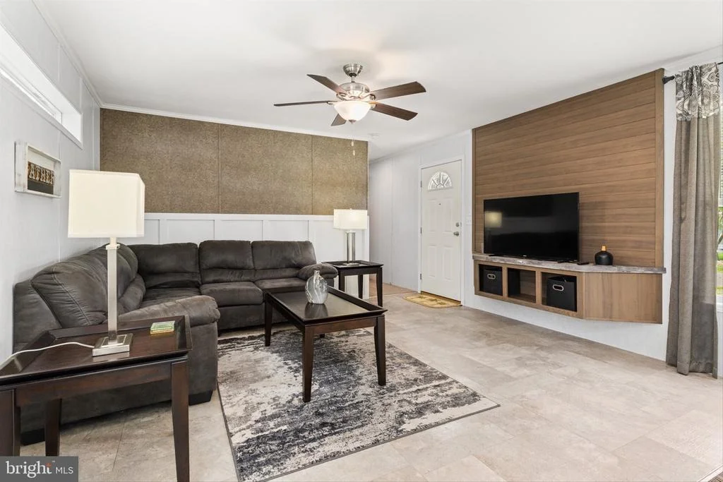 Photo of 37211 FLORIDA DRIVE